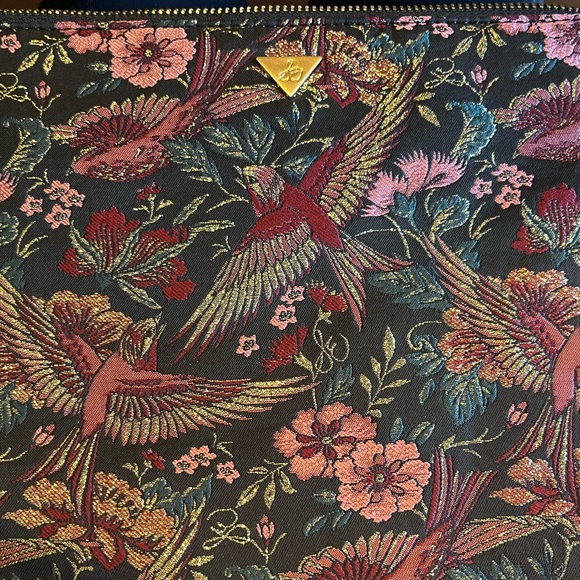 Sam Edelman Black and Gold Clutch - Picture 6 of 10